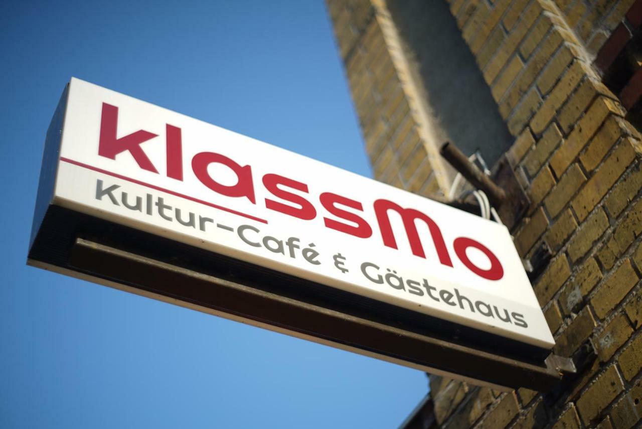 Klassmo Kulturcafe&Gaestehaus Mit Kulturwerkstatt 卢肯瓦尔德 外观 照片